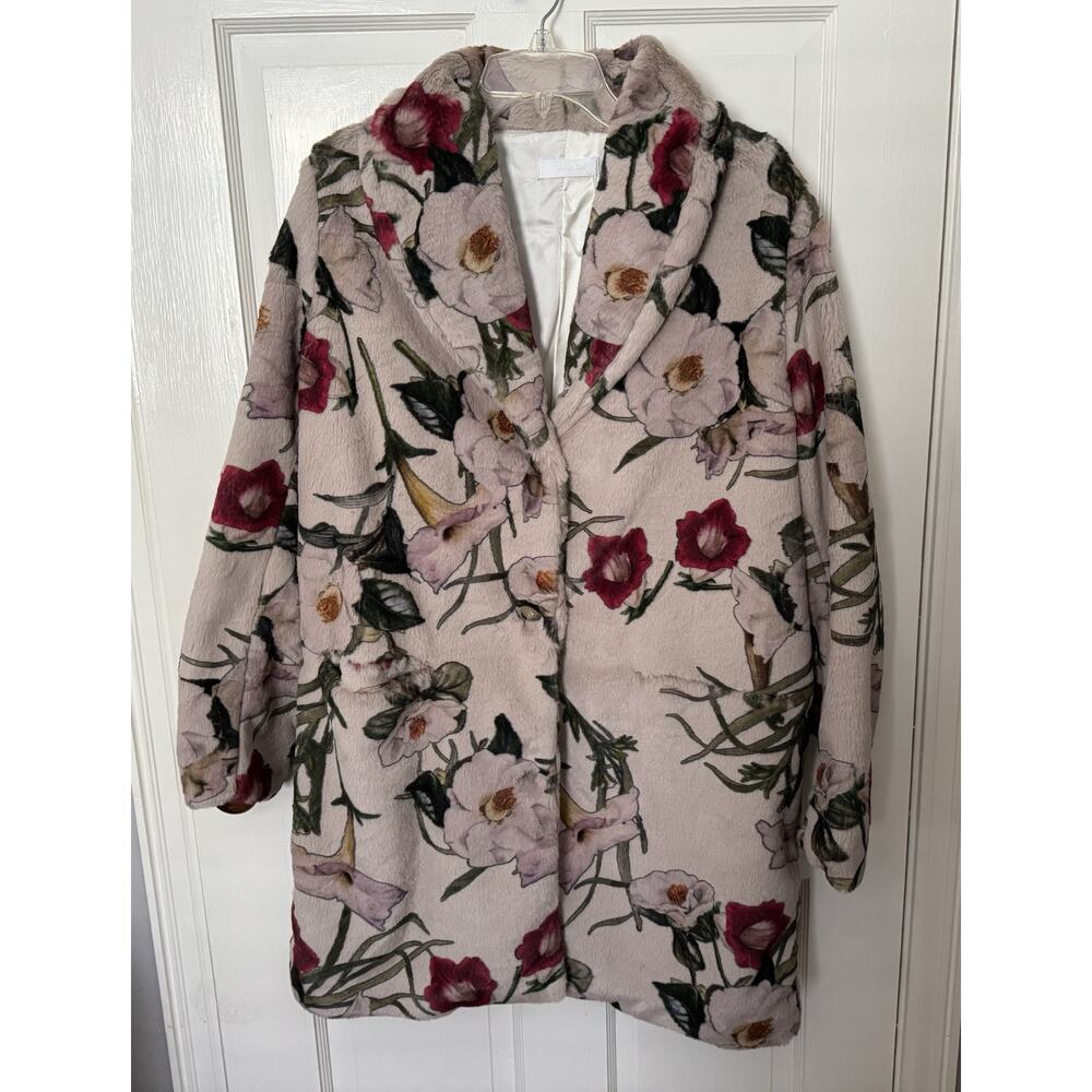 SOLD Rare NWT Suzanne Rae Soft Faux Fur Lavendar Floral Coat - 42 / M